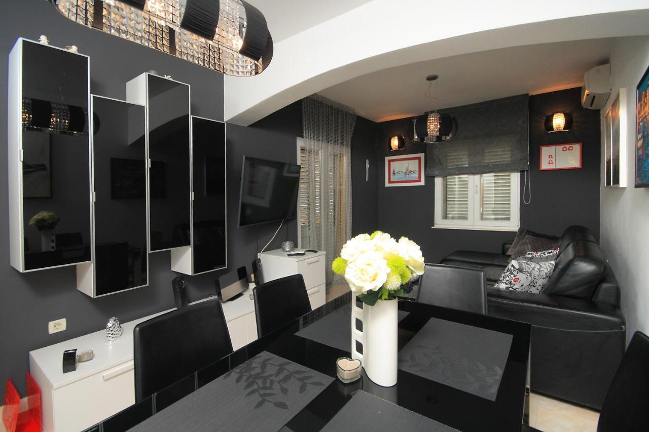 Lavanda Residence With Heated Pool Trogir Split Donji Okrug  Dış mekan fotoğraf